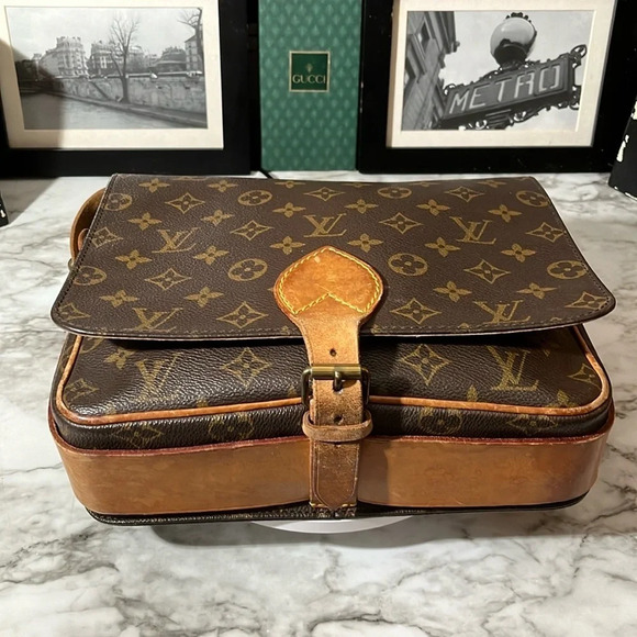 LOUIS VUITTON CARTOUCHIERE MONOGRAM GM CROSSBODY SHOULDER BAG - Picture 3 of 15